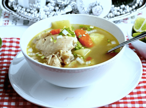 Caldo de Pollo